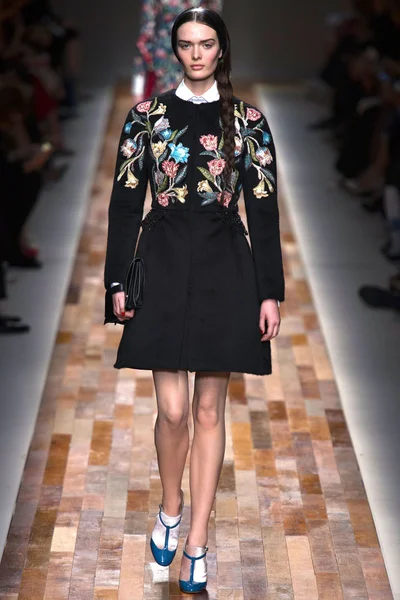 Look 6